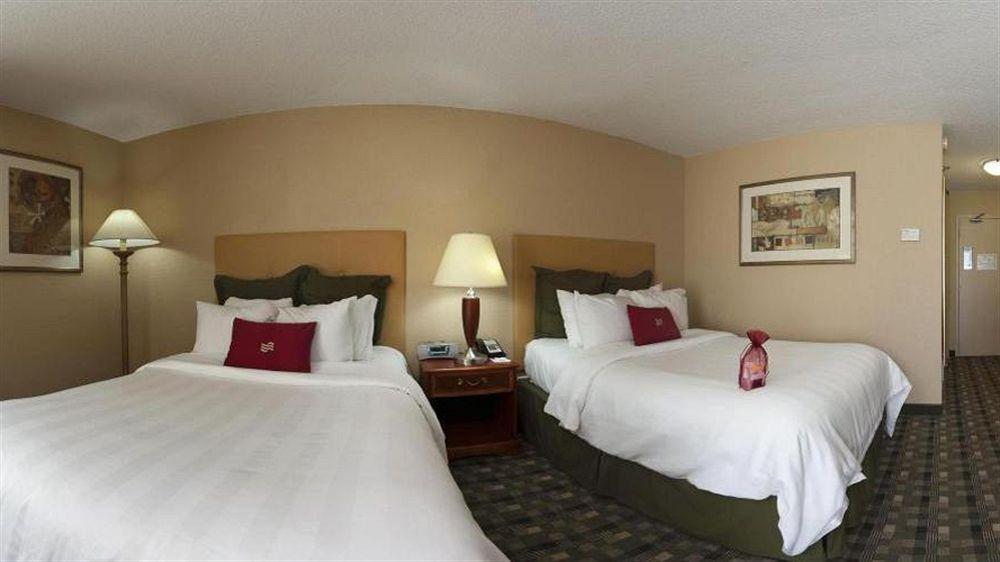 Quality Hotel Conference Center Cincinnati Blue Ash Εξωτερικό φωτογραφία
