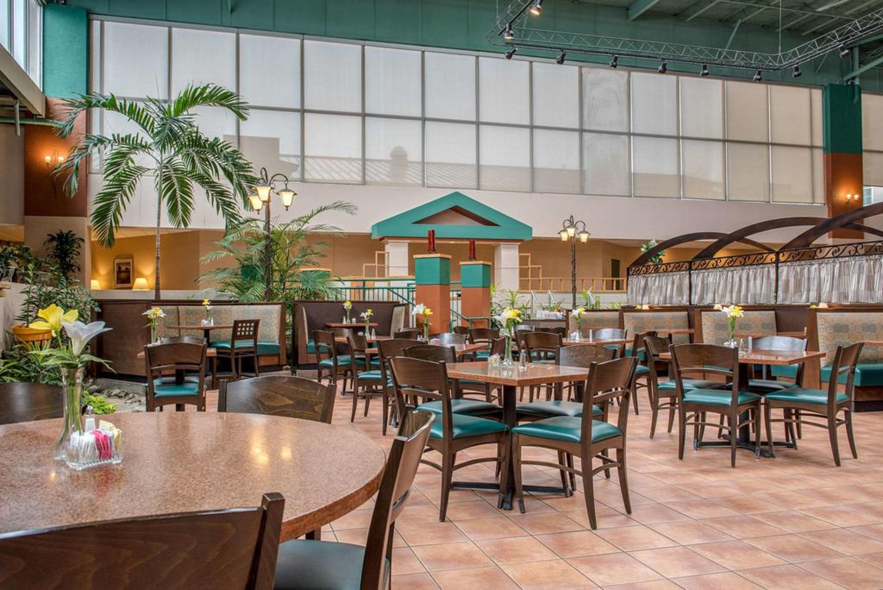 Quality Hotel Conference Center Cincinnati Blue Ash Εξωτερικό φωτογραφία