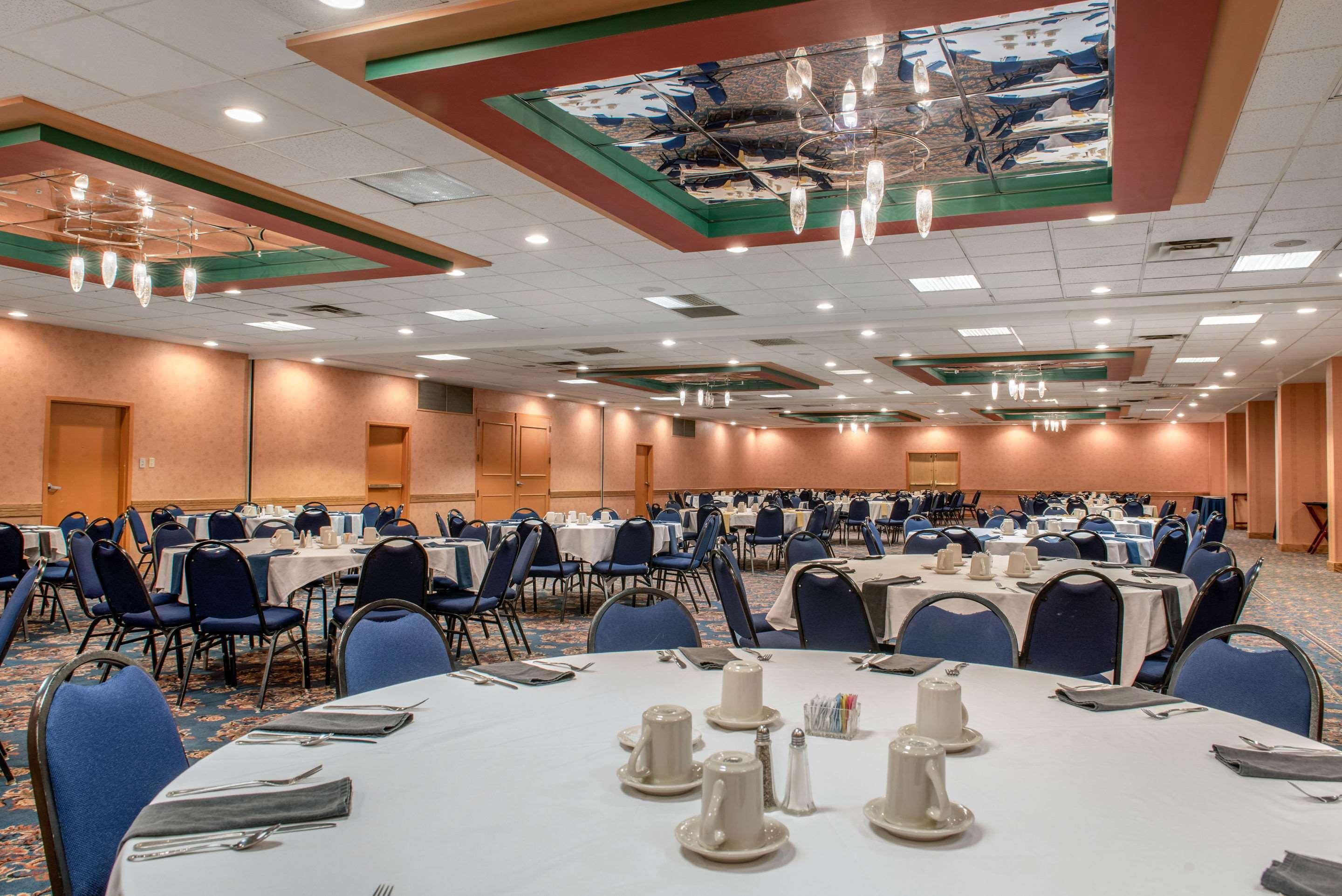 Quality Hotel Conference Center Cincinnati Blue Ash Εξωτερικό φωτογραφία